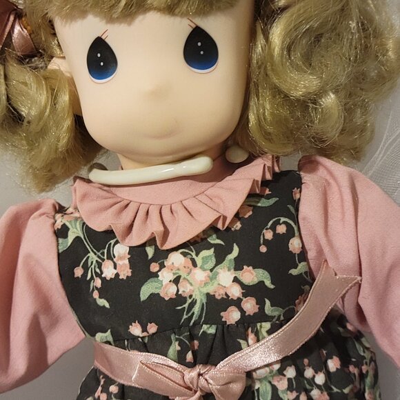 Precious Moments Doll with Original tag - Picture 2 of 5